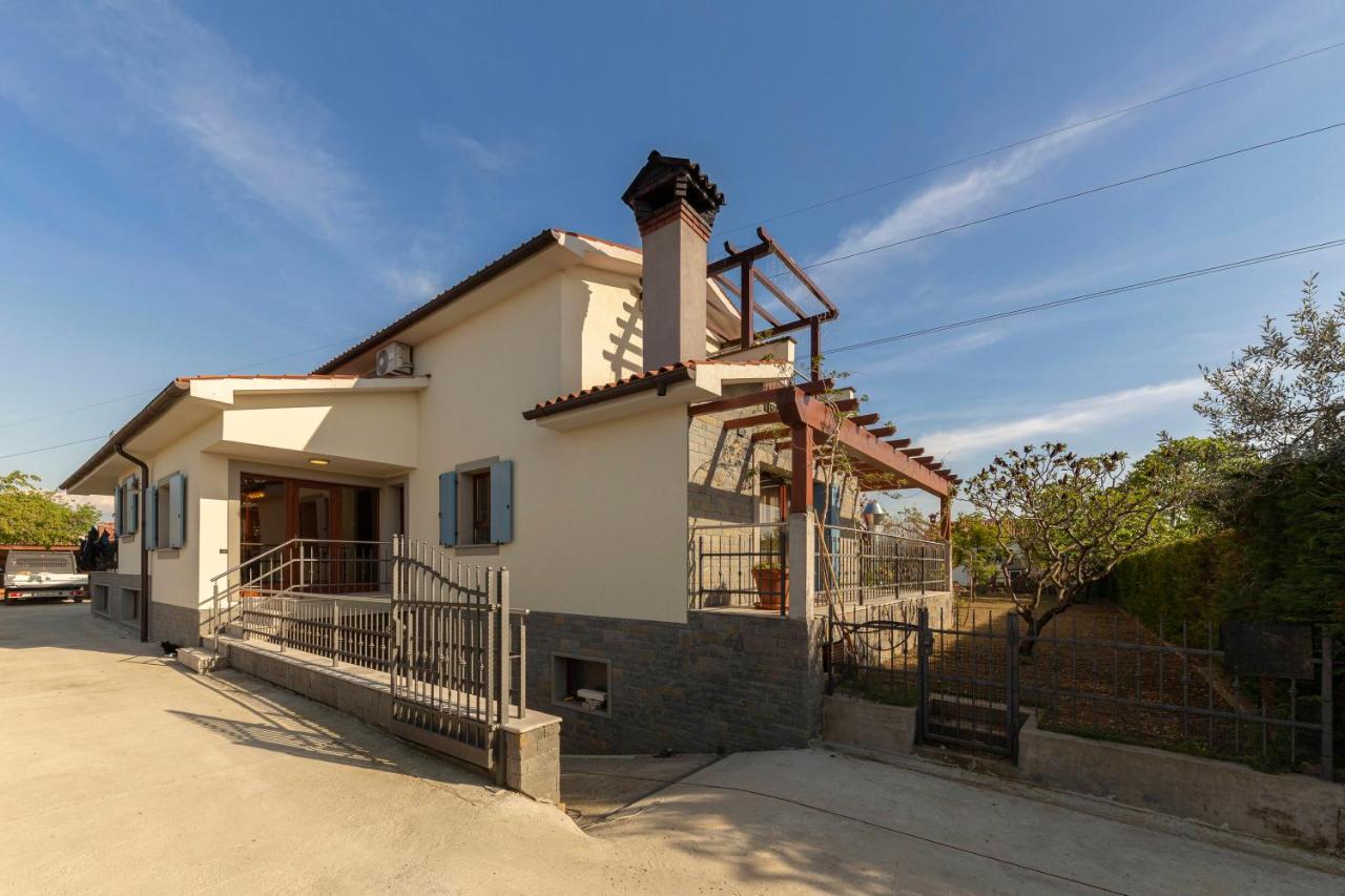 Apartma Koper Pobegi ภายนอก รูปภาพ
